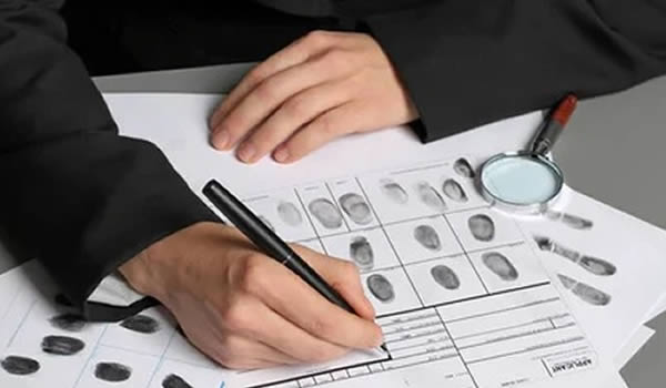 アメリカでFBI犯罪経歴証明書(無犯罪証明書)取得の注意点